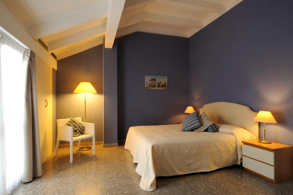 Residence Oliveto Ceriale Extérieur photo